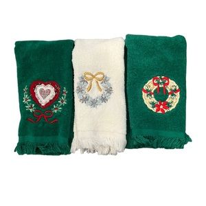 Cannon 100% Cotton Embroidered Holiday Finger Towels Set of 3 Made In USA